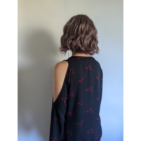 LOFT floral print cold shoulder. Long sleeve tie neck blouse, Navy & Red. sz M - Picture 7 of 12